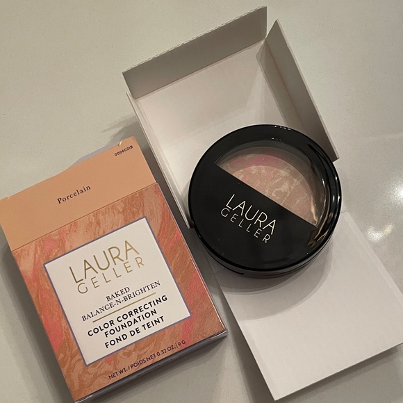 Laura Geller Baked Color Correcting Foundation - Porcelain - Picture 3 of 5